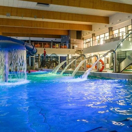 "W Zdroju" - Apartament Cieplice, Aquapark, イェレニャ・グーラ エクステリア 写真