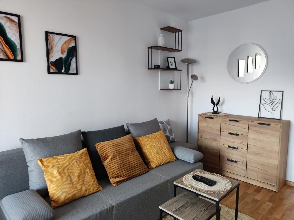 "W Zdroju" - Apartament Cieplice, Aquapark, イェレニャ・グーラ エクステリア 写真